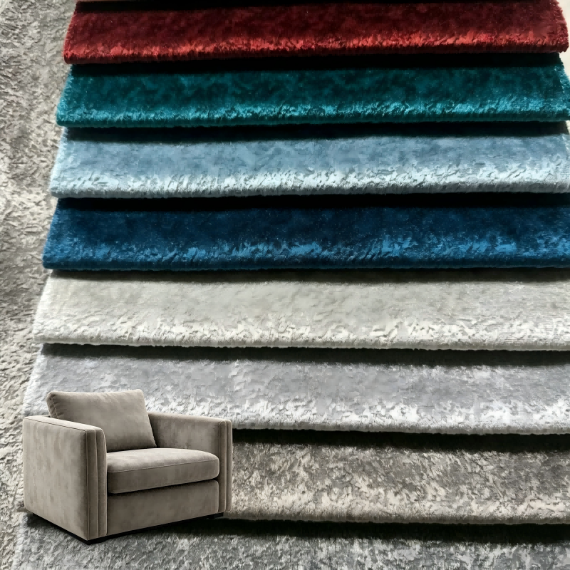 Kanepeniz Spot Işığında Parlayan Kadife Kumaşı Hak Ediyor